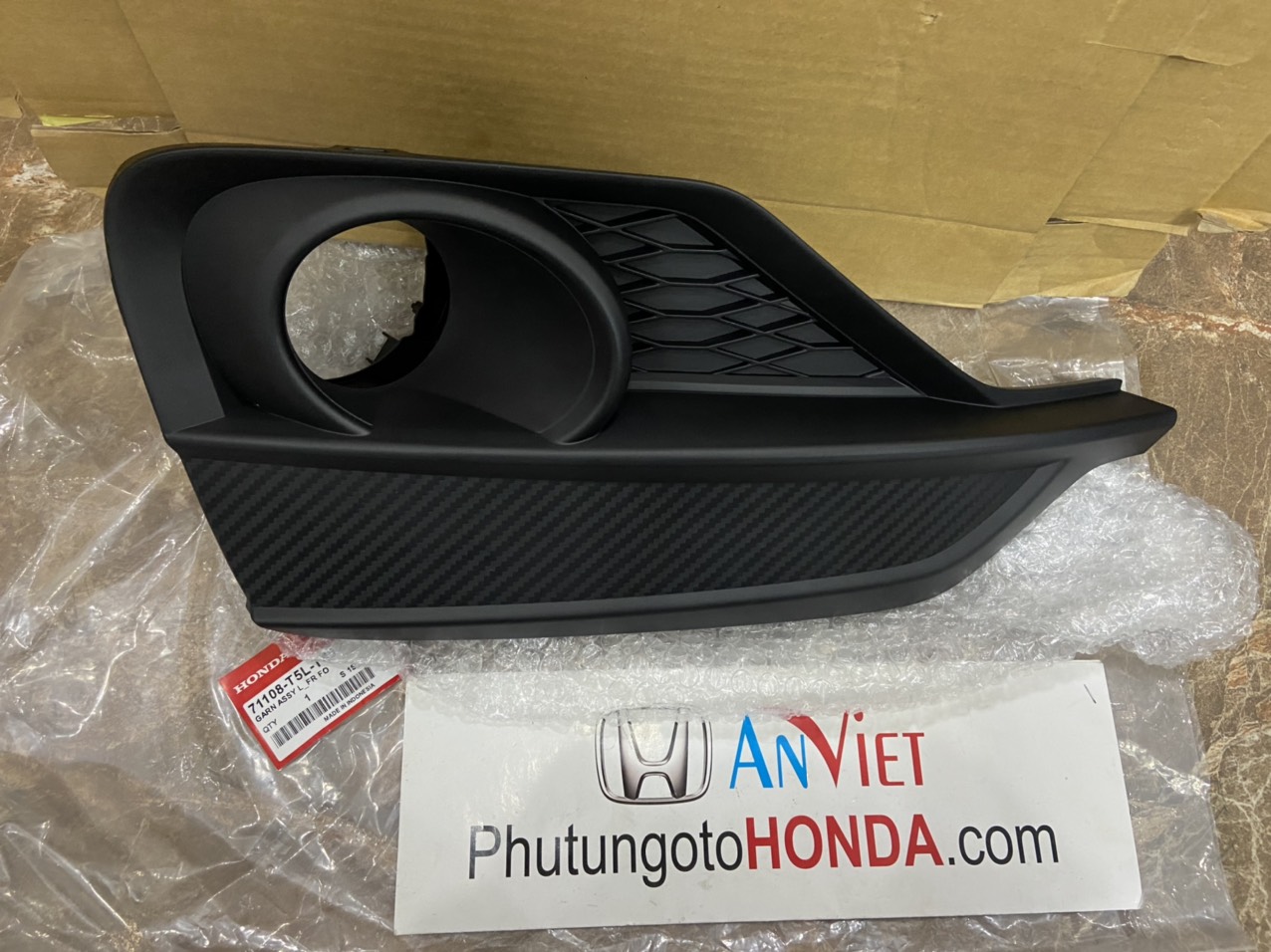 Ốp Đèn sương mù xe Honda JAZZ